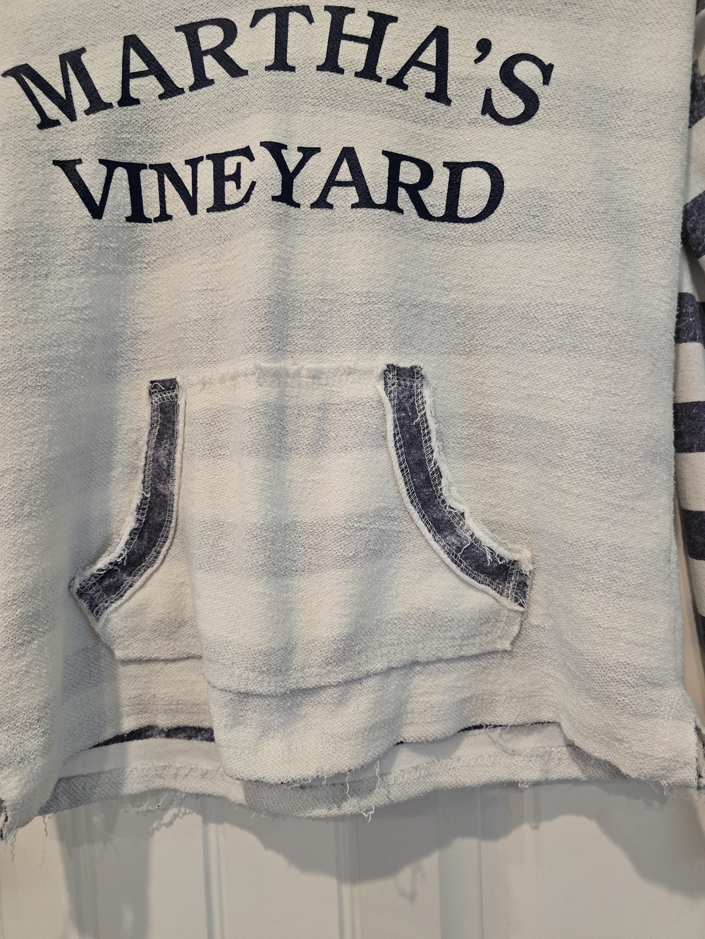Ocean Drive Martha's Vineyard Striped V-Neck Hoodie - White & Navy S - Picture 3 of 5